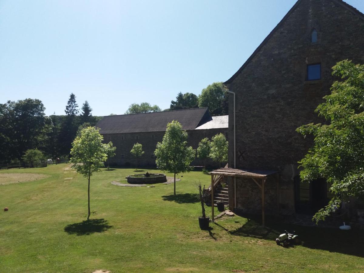 Domaine D'Angel-Berg Vezins-de-Levezou Exterior foto